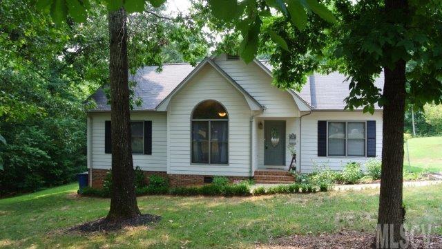 5374 Valley Field Rd., Hickory, NC 28602