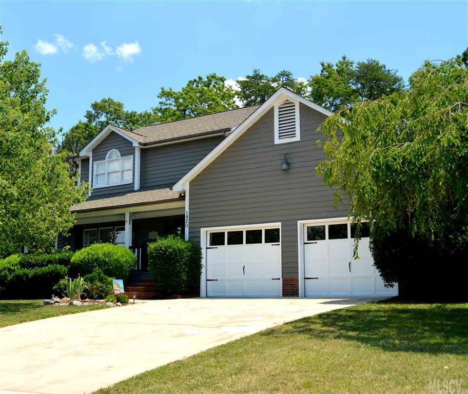 1920 Plaza Dr., Hickory, NC 28602