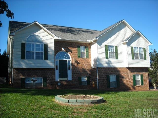 2387 24th Street Ln., Hickory, NC 28601