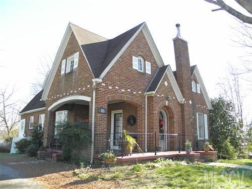 115 12th St., Hickory, NC 28602
