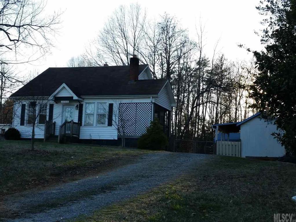 1403 Goat Farm St., Hickory, NC 28601