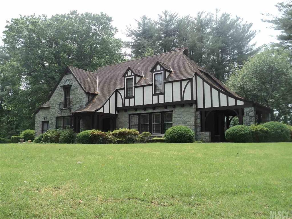 742 Norwood St., Lenoir, NC 28645