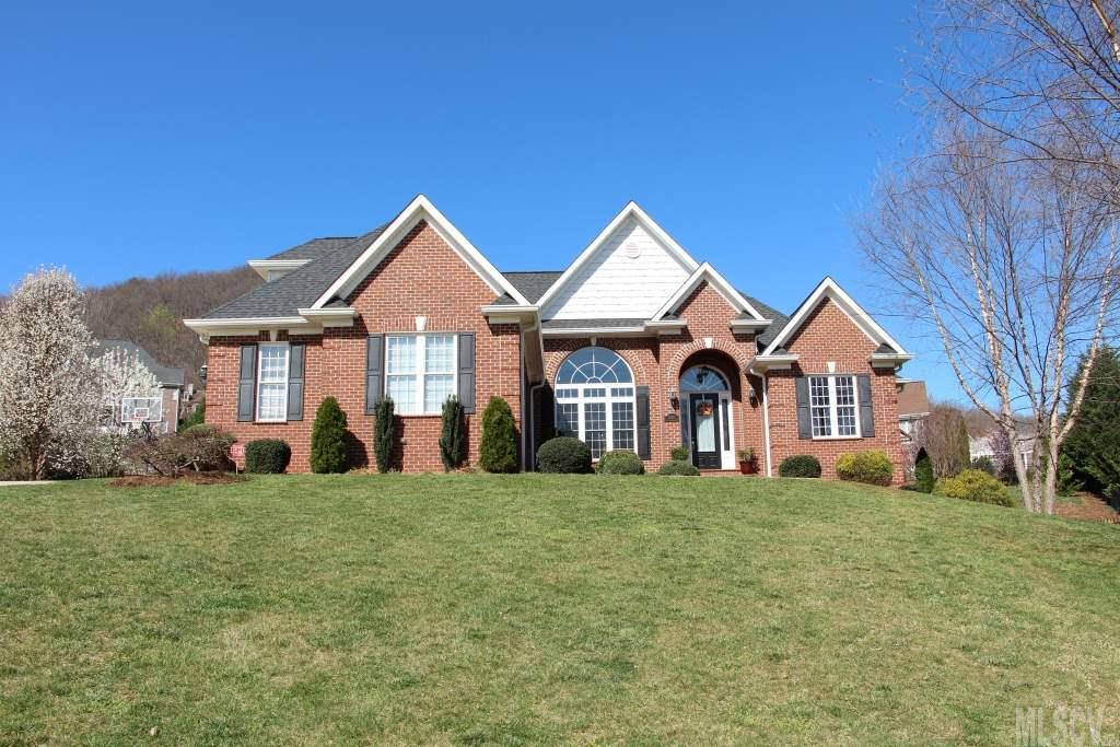 1063 Horse Rock Rd., Hickory, NC 28602