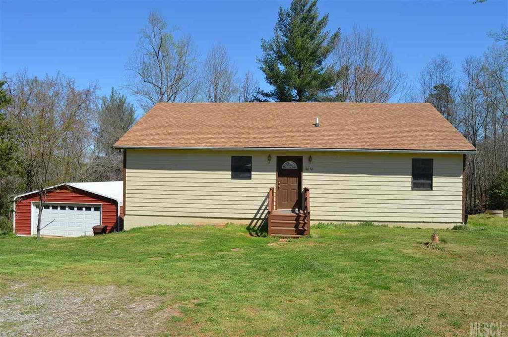 6656 Mountain Grove Rd., Hickory, NC 28602