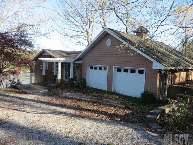 7045 Cove Creek Dr., Sherrills Ford, NC 28673