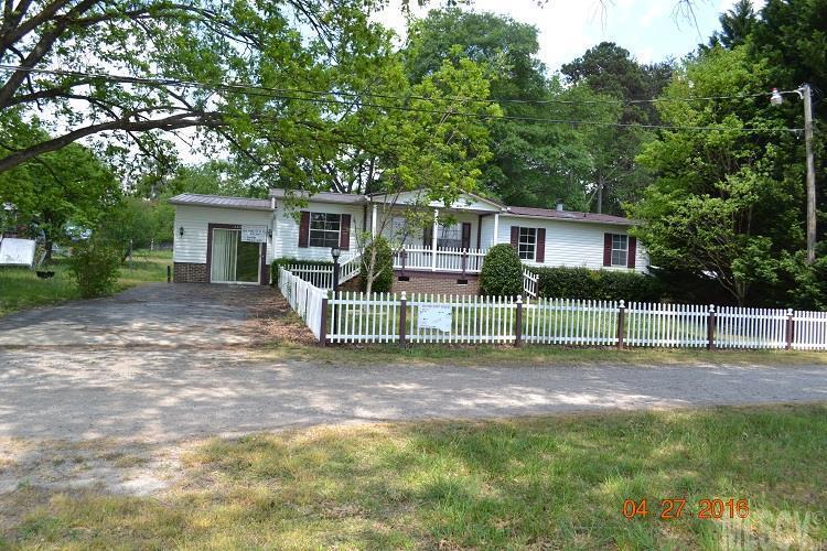 369 39th Street Pl., Hickory, NC 28602