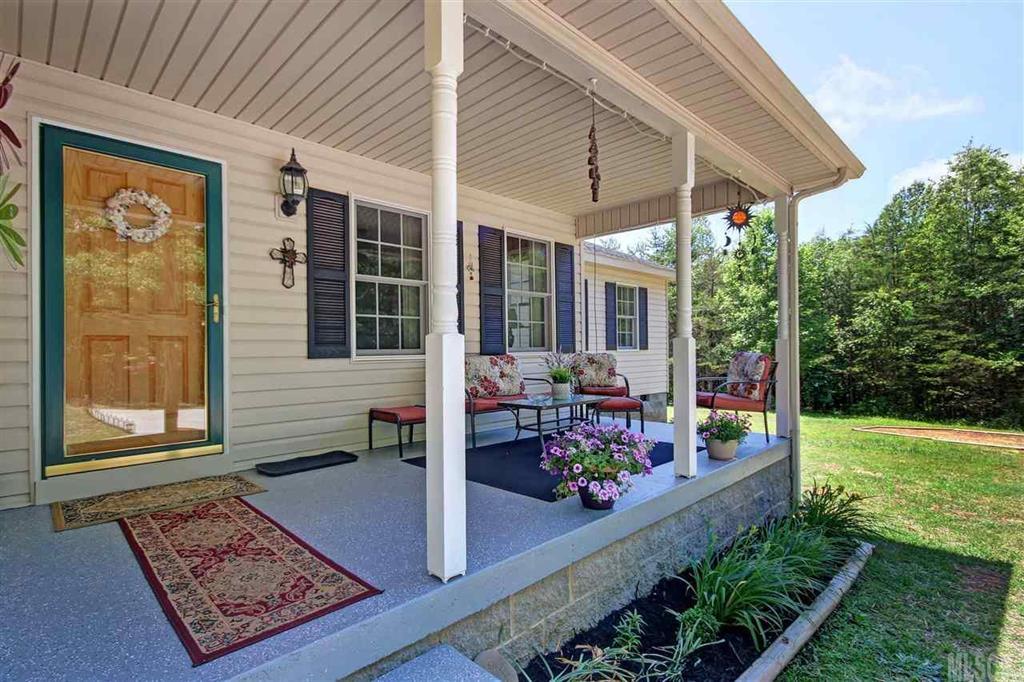 119 Newland Ln., Statesville, NC 28625