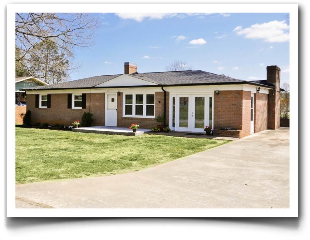 1928 33rd St., Hickory, NC 28601