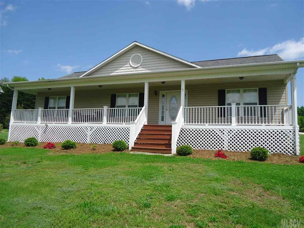 2051 Gary Ln., Hickory, NC 28602