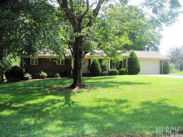 910 E 23rd St., Newton, NC 28658