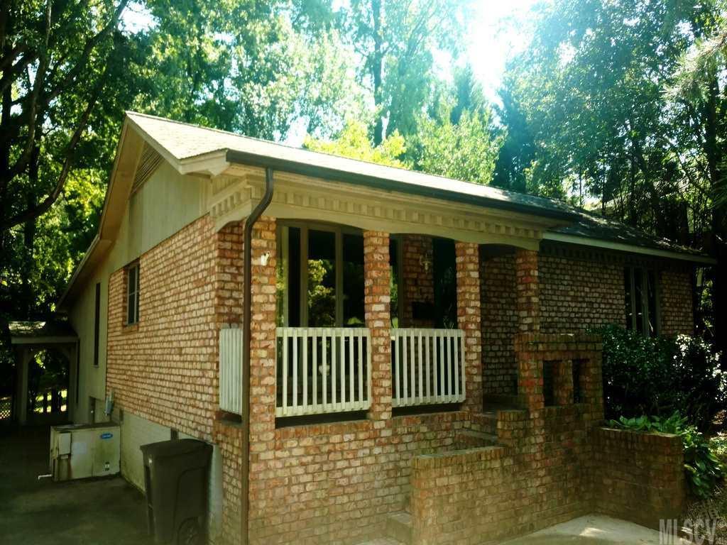 214 Fieldstone Dr., Statesville, NC 28677