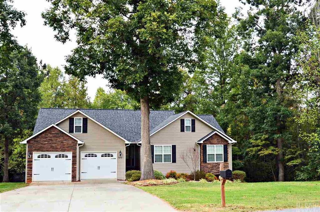 5232 Foley Dr., Hickory, NC 28602