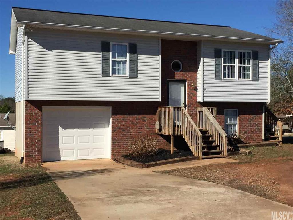 47 Redwood Ct., Hickory, NC 28601