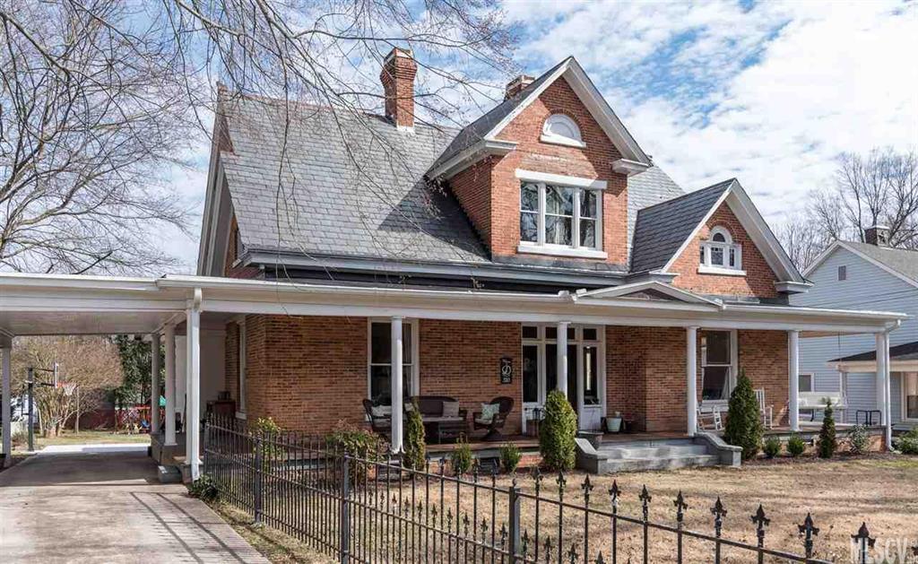 310 N Flint St., Lincolnton, NC 28092