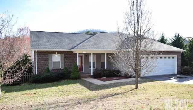 6263 Mountain Grove Rd., Hickory, NC 28602