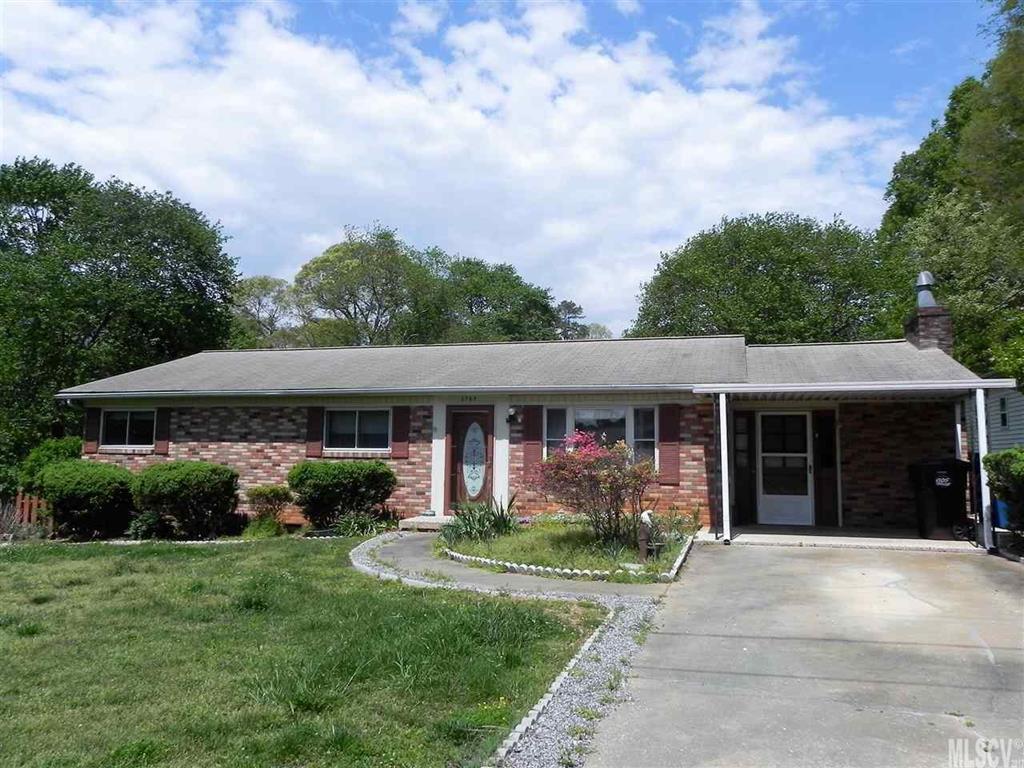 2763 17th Ave., Hickory, NC 28601