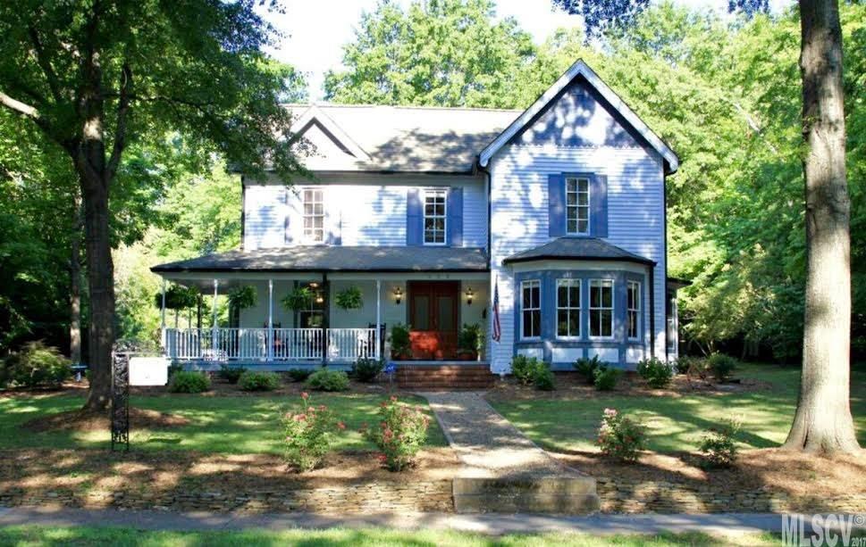 523 Lenoir St., Morganton, NC 28655