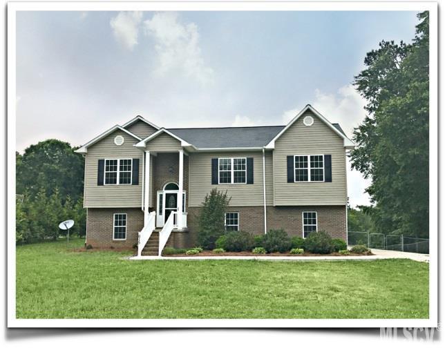 615 Cemetery Loop Rd., Hickory, NC 28601