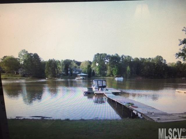 6730 Emerald Isle Dr., Sherrills Ford, NC 28673