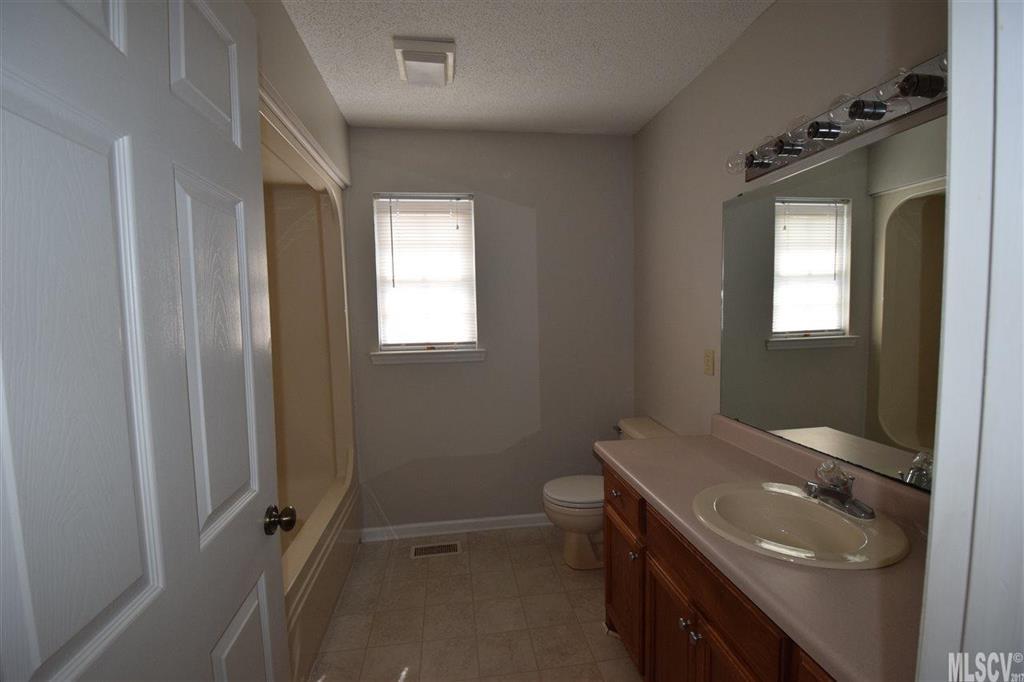 1613 16th St., Hickory, NC 28601