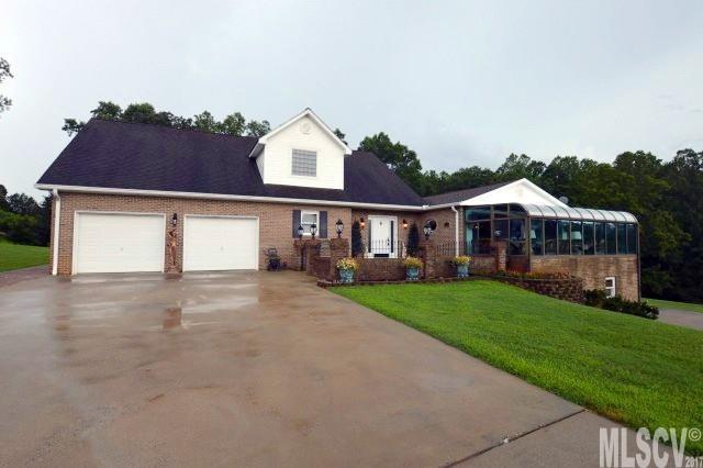 1574 Brown Orchard Dr., Morganton, NC 28655