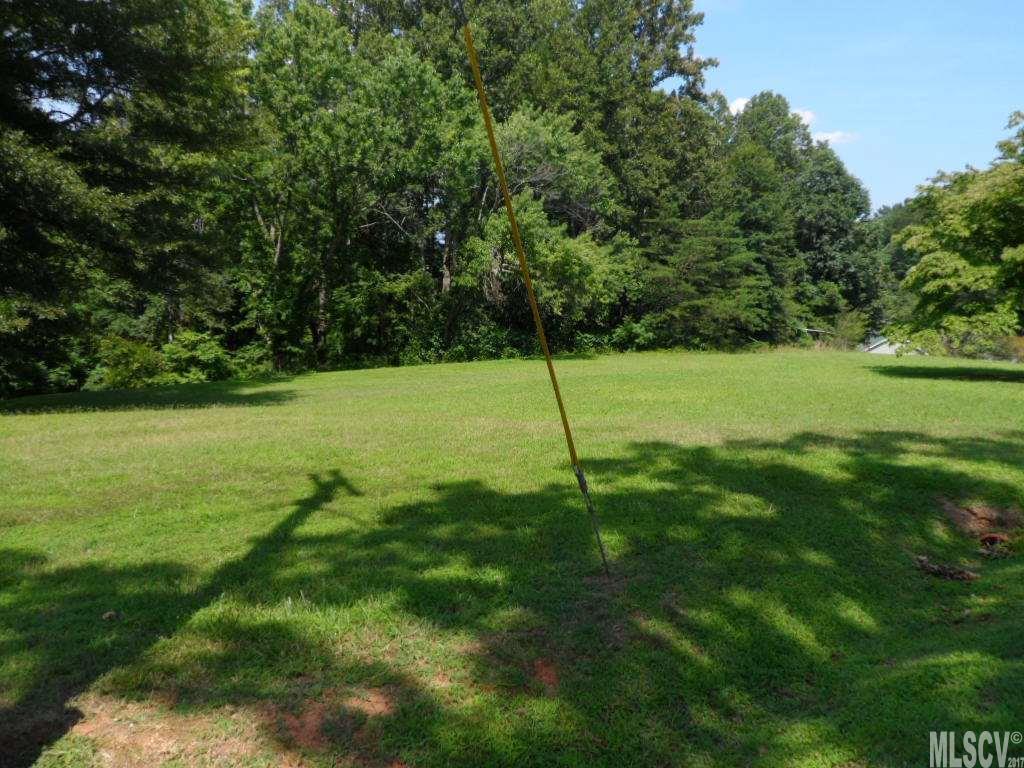 Poteat Dr., Morganton, NC 28655