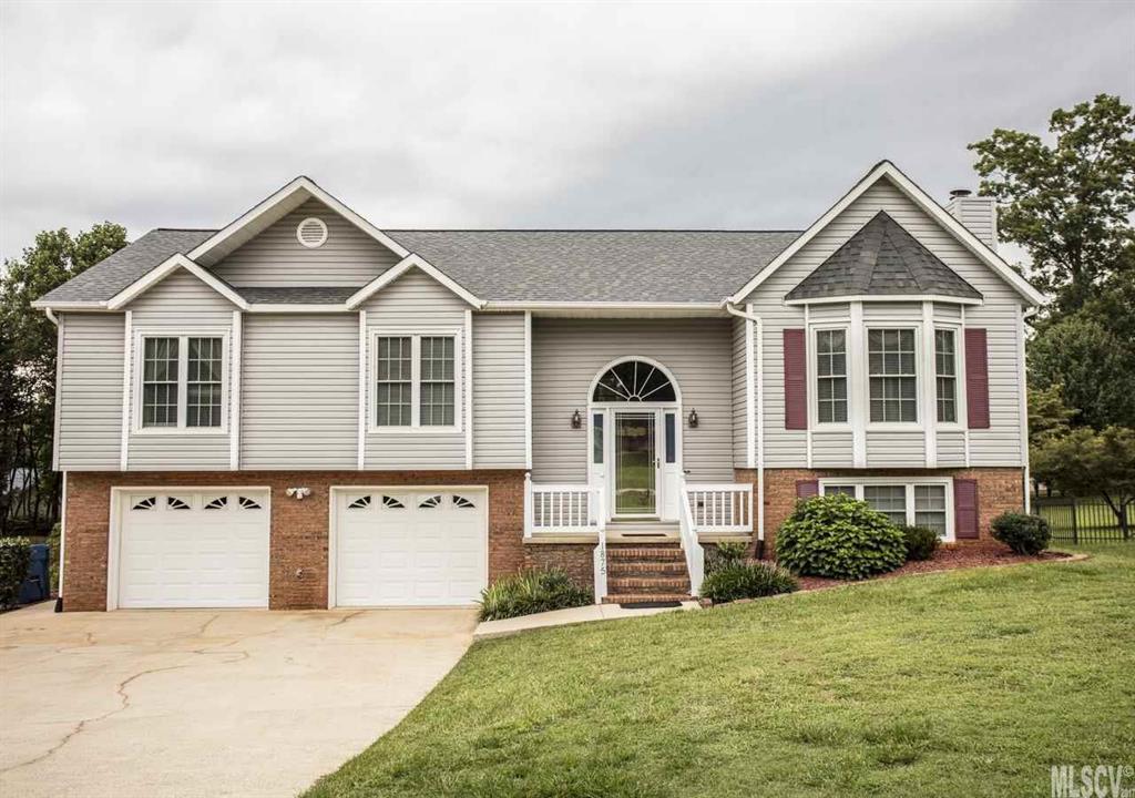 1875 Plaza Dr., Hickory, NC 28602