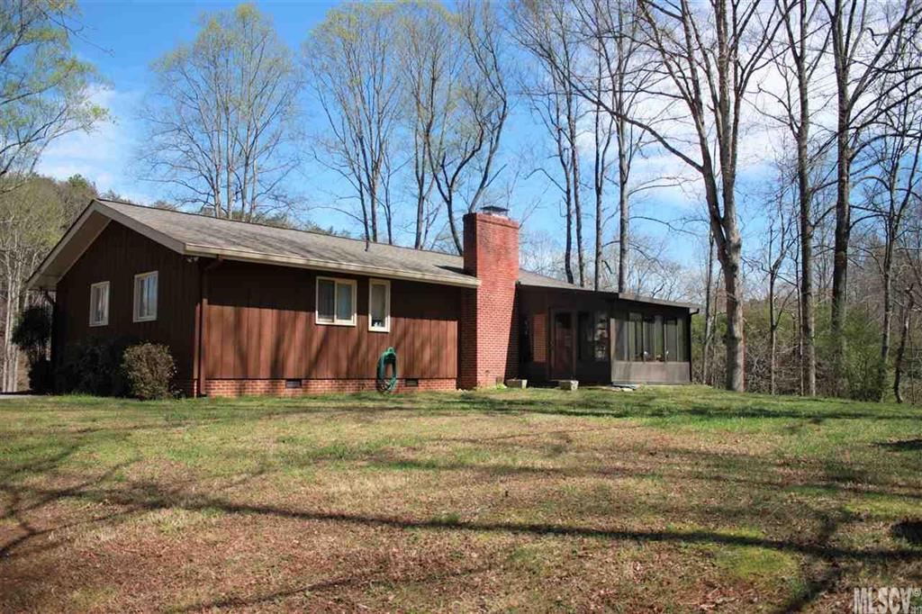 2346 Gus Icard St., Connelly Springs, NC 28612