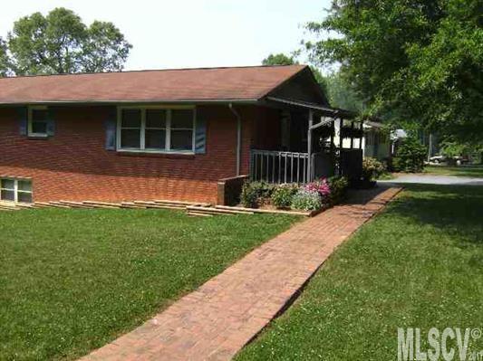 2780 17th Ave., Hickory, NC 28601