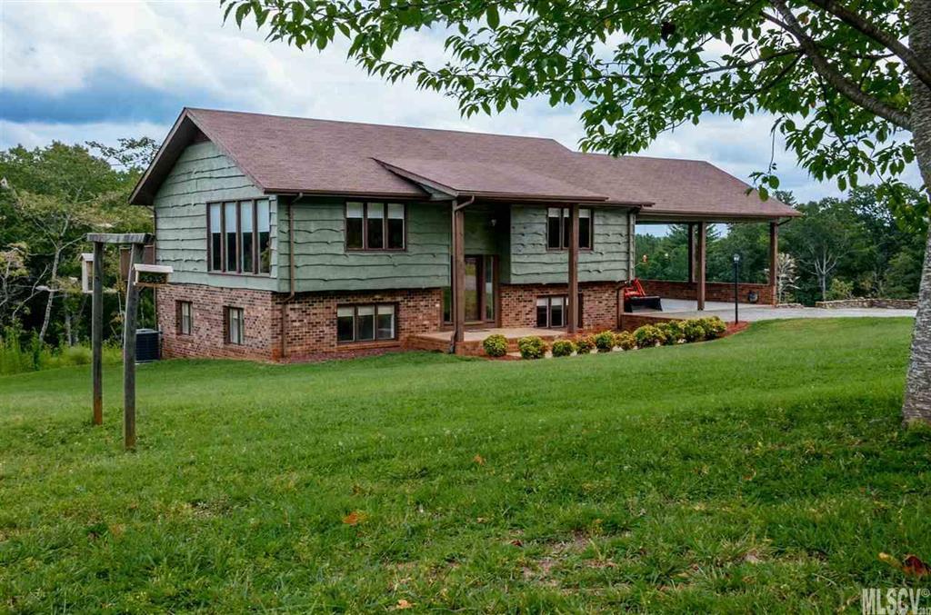 6472 Greedy Hwy., Hickory, NC 28602