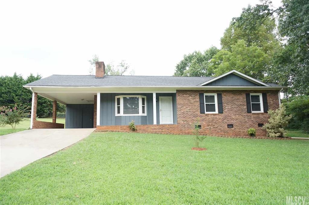 5604 Sandhurst Rd., Hickory, NC 28602