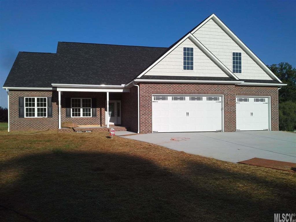 18 Hawks Ridge, Hickory, NC 28601