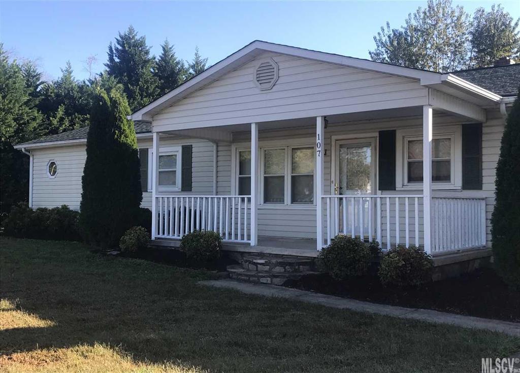 107 Williams Dr., Morganton, NC 28655