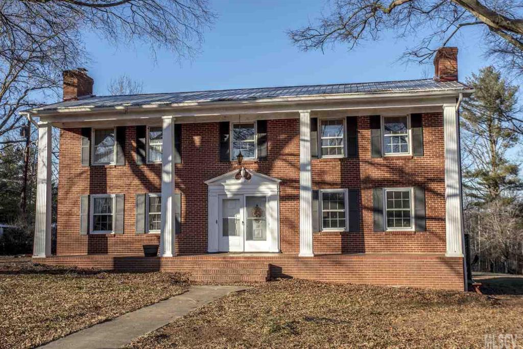 8955 Bowman Lowman Ave., Hickory, NC 28601
