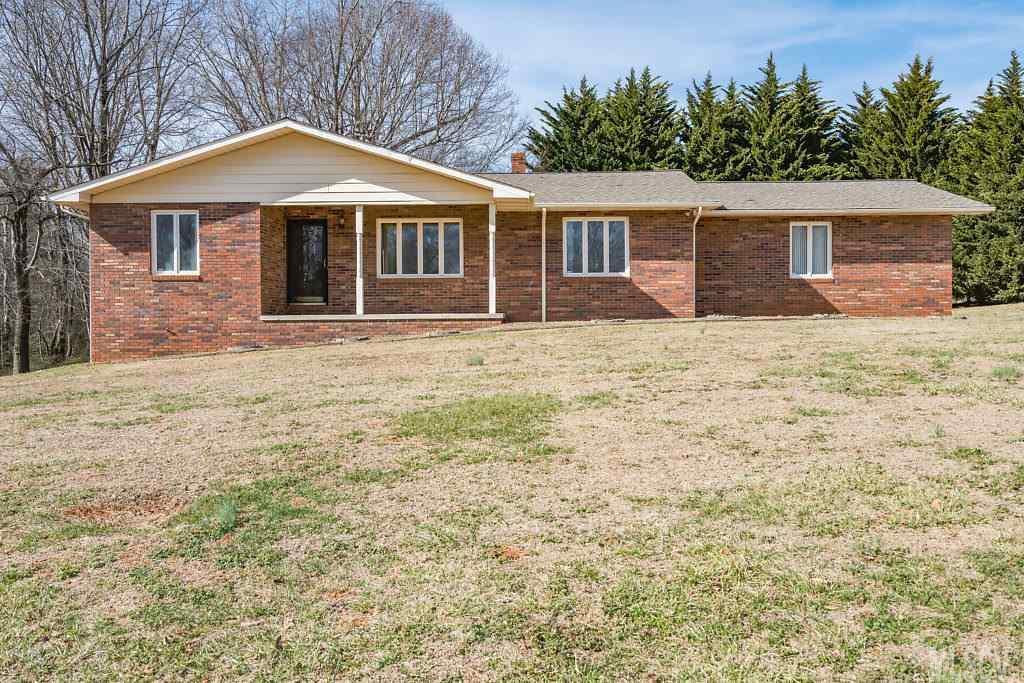 2650 Farmland Acres Rd., Morganton, NC 28655