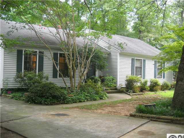 7604 Applewood Rd., Charlotte, NC 28227