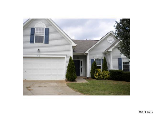9042 Sanders Creek Ct., Charlotte, NC 28269