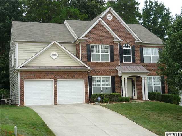 15728 Gathering Oaks Dr., Huntersville, NC 28078