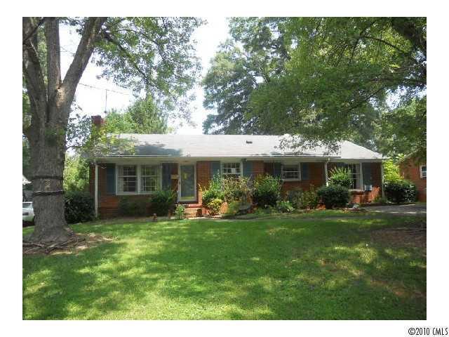 3939 Woodgreen Ter., Charlotte, NC 28205