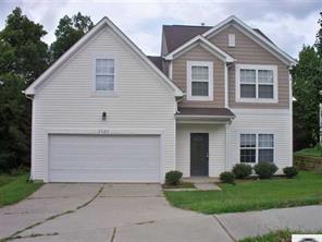 2823 Forest Grove Ct., Charlotte, NC 28269