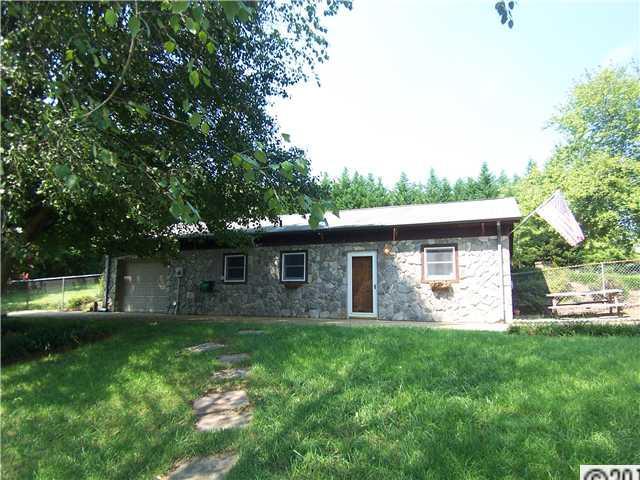 1979 Cape Hickory Rd., Hickory, NC 28601
