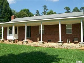 416 Delview Dr., Cherryville, NC 28021