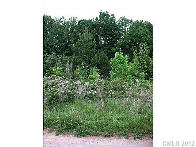 000 Brady Wood Ln., Statesville, NC 28625