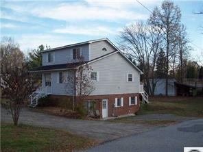 631 Mayflower St., Mooresville, NC 28115