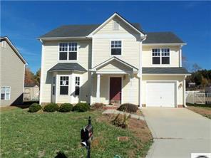 820 Raindrops Dr., Gastonia, NC 28054