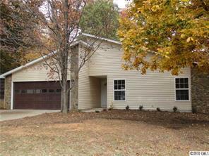 7626 Eastbourne Rd., Charlotte, NC 28227