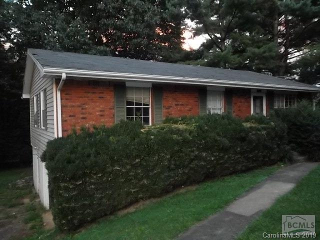 14 Galley Street, Burnsville, NC 28714