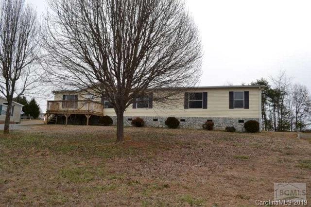 2114 Hunterwood Drive, Hickory, NC 28601