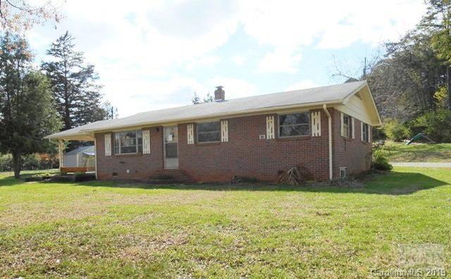 330 Cemetery Loop Rd, Hickory, NC 28601