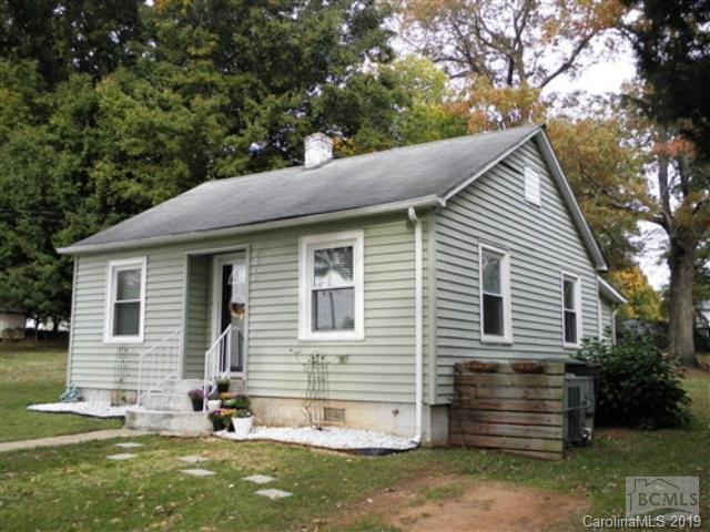 1215 N Frye Avenue, Newton, NC 28658